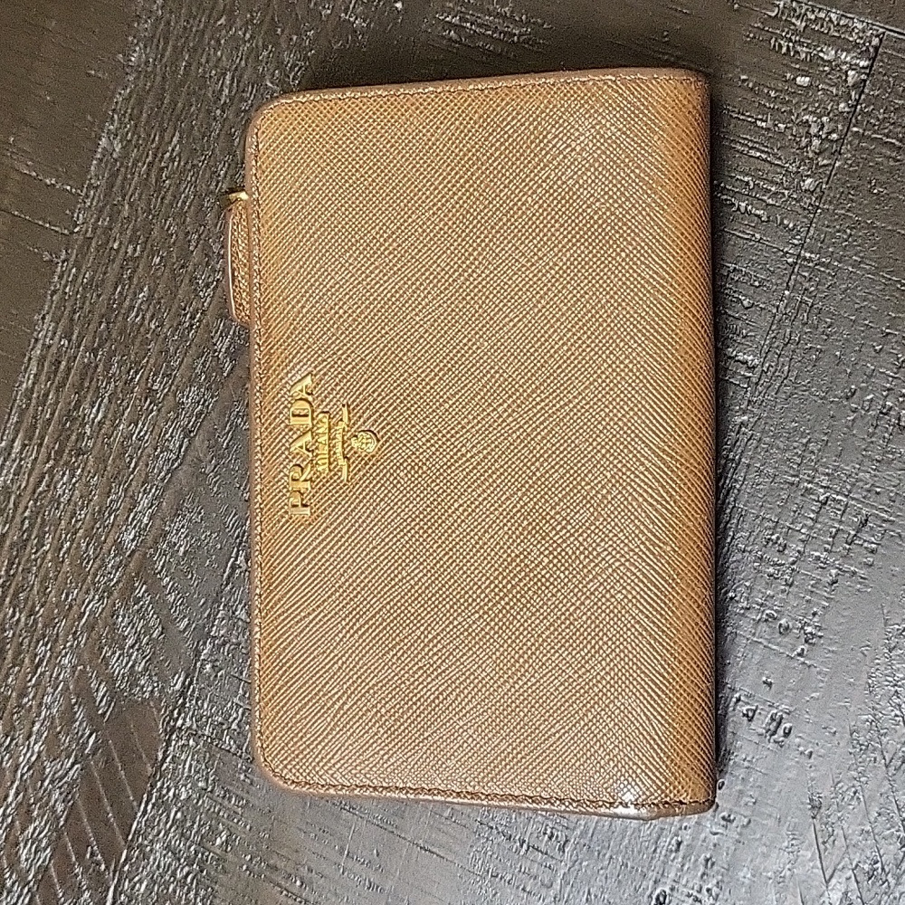 Prada wallet